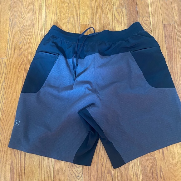 Men’s Lululemon Shorts - Picture 1 of 6